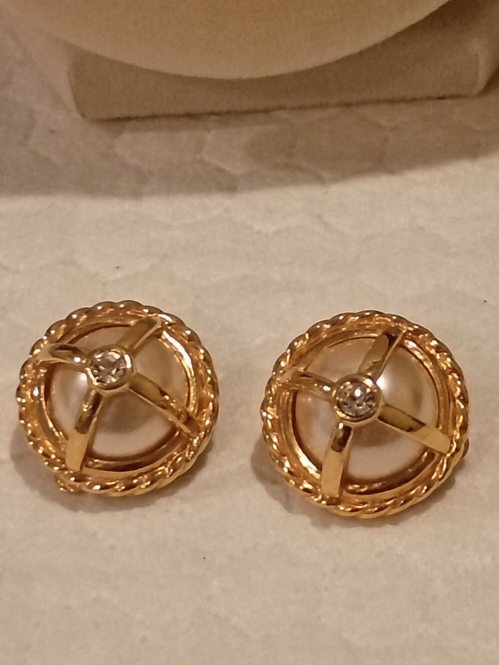 S.A.L. Vintage Earrings Swarovski Faux Pearl Goldtone Rhinestone Crystal Clips
